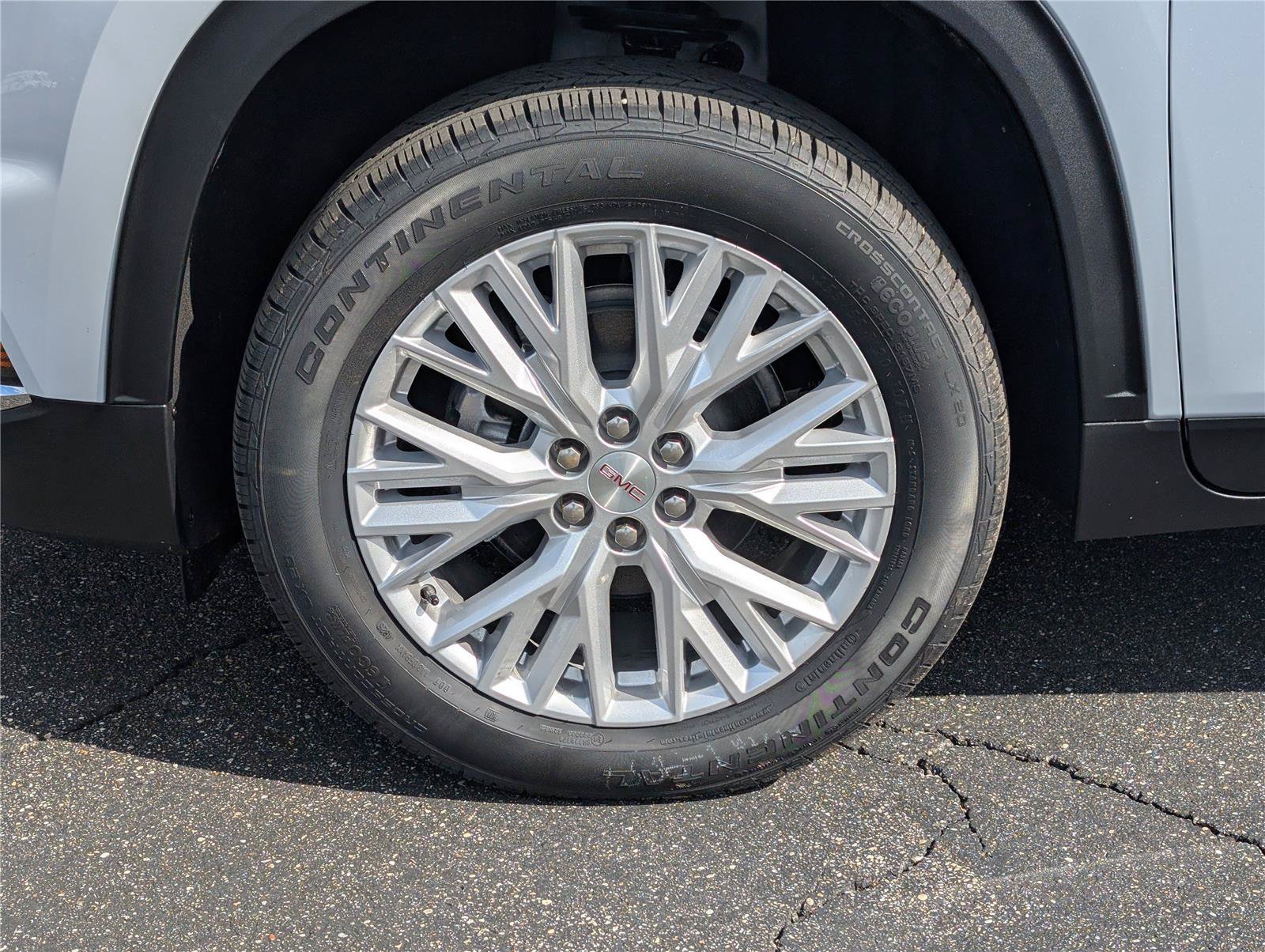 New 2026 GMC Acadia Elevation w/ Elevation Premium Package FWD image 9