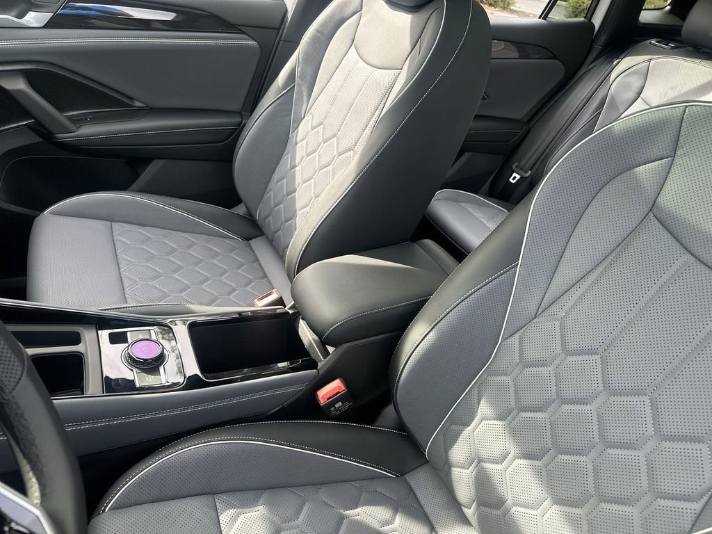 New 2026 Volkswagen Tiguan SEL R-Line image 21