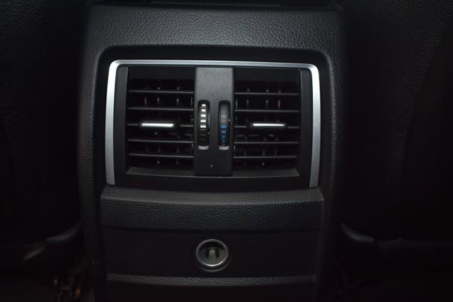 Used 2017 BMW 330i xDrive Sedan image 38
