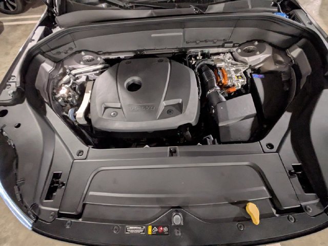 New 2026 Volvo XC90 T8 Plus w/ Protection Package AWD/4WD image 11
