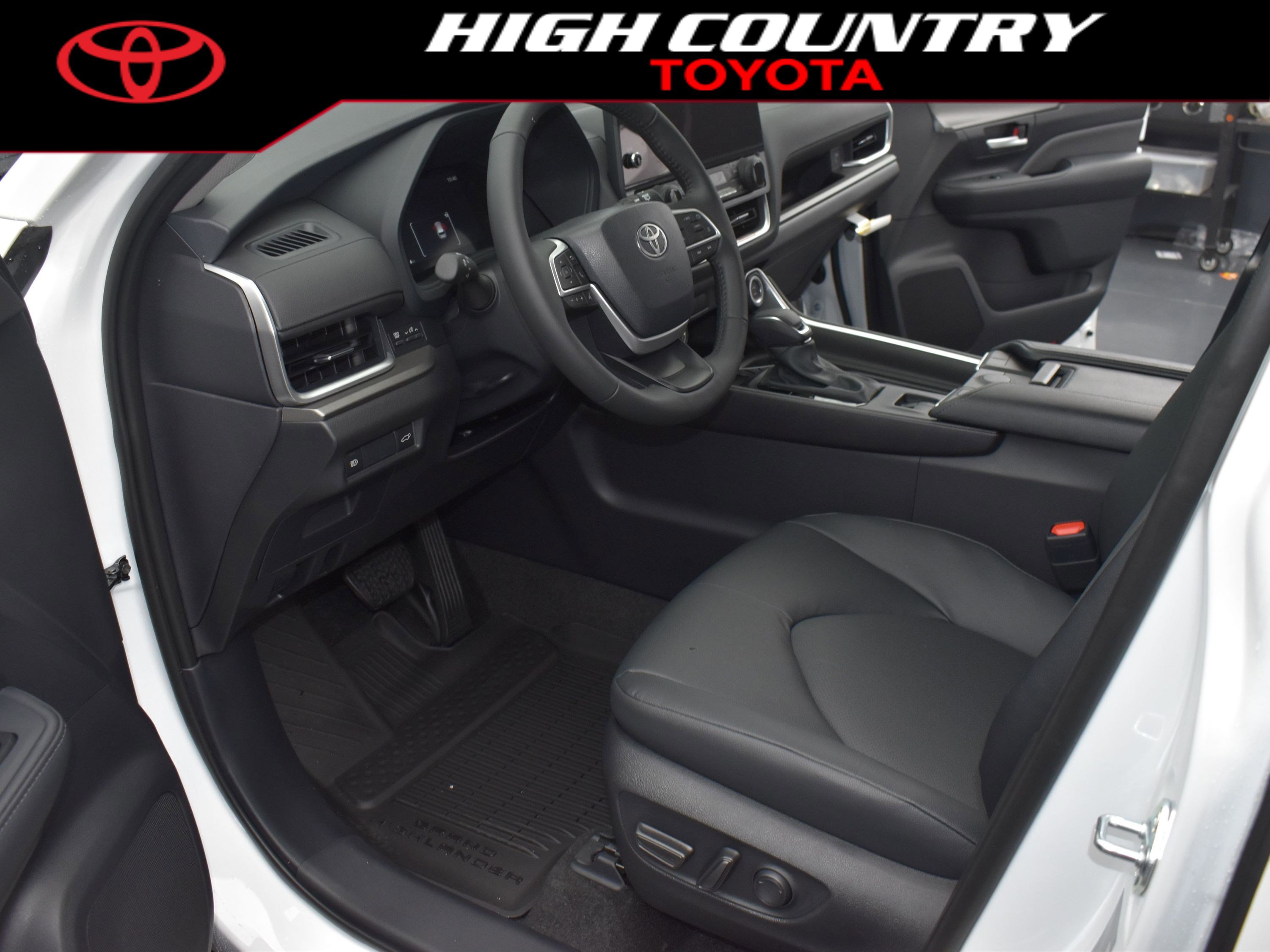 New 2026 Toyota Grand Highlander XLE image 12