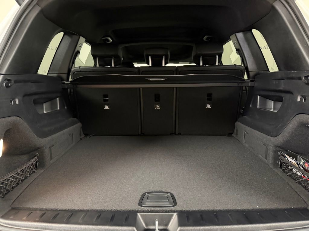 New 2026 Mercedes-Benz GLB 250 4MATIC image 11