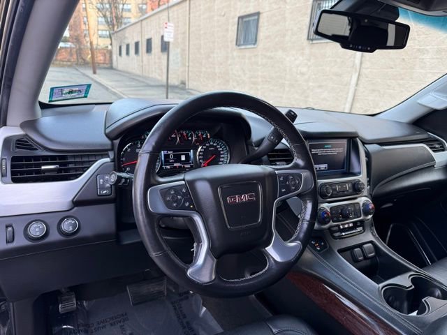 Used 2017 GMC Yukon SLT image 22