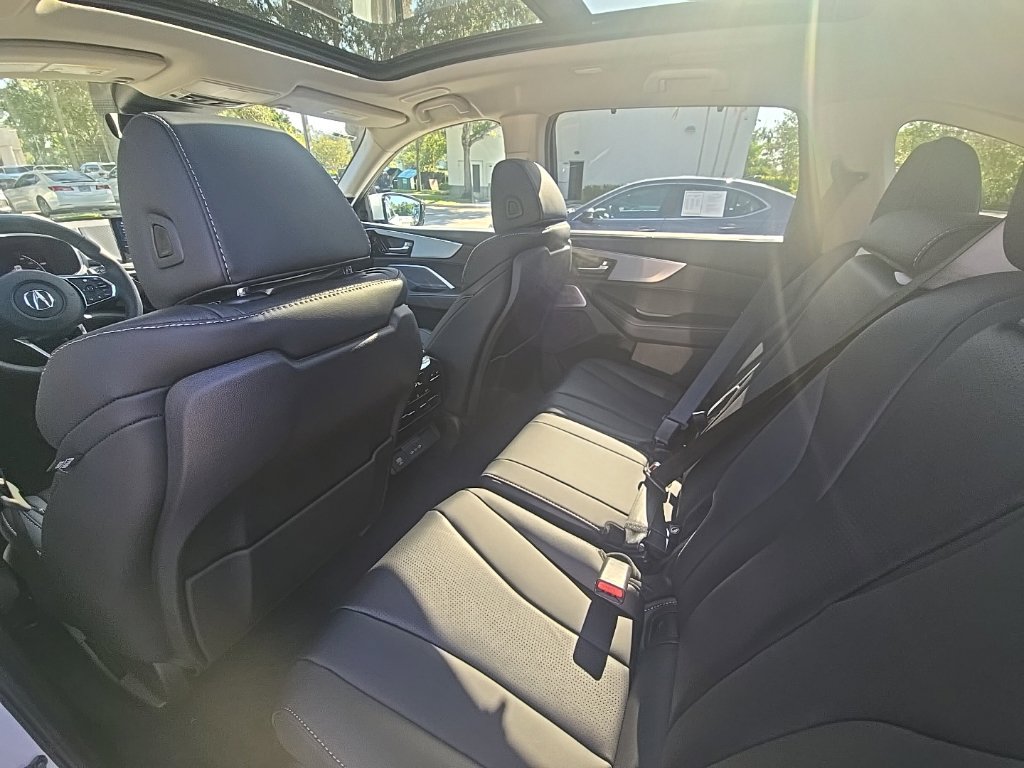 New 2026 Acura MDX w/ Technology Package FWD image 30
