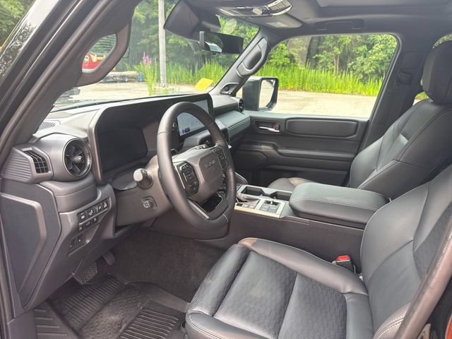 Used 2025 Toyota Land Cruiser w/ Premium Package AWD/4WD image 11