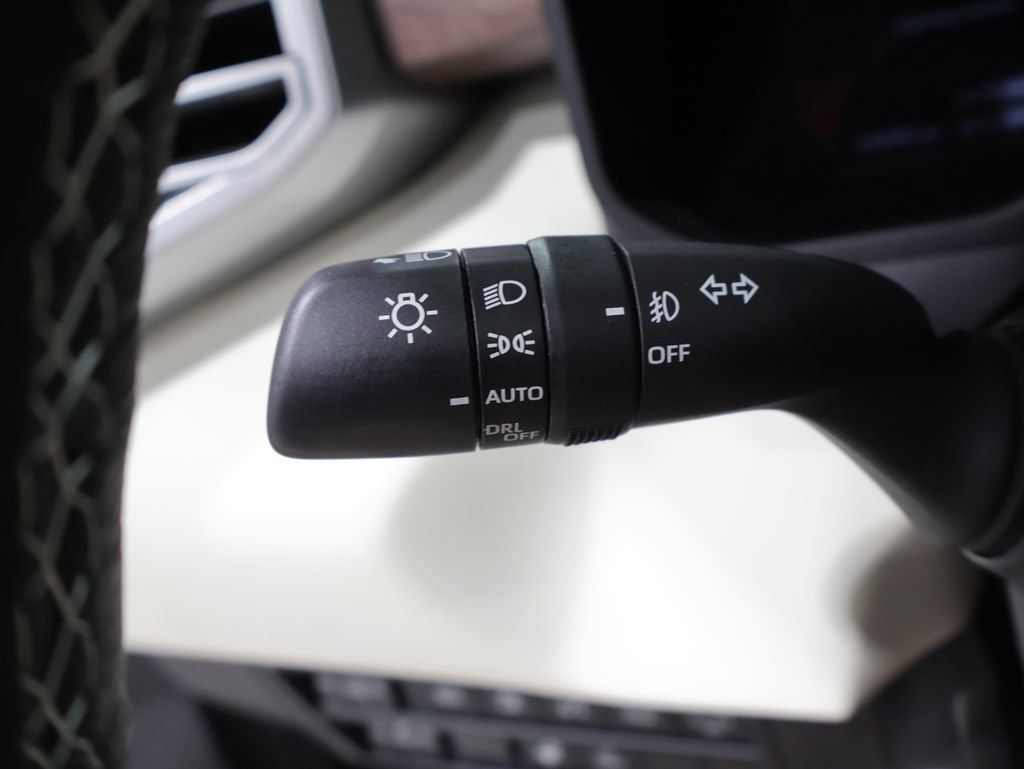 Certified 2025 Toyota Sequoia Capstone AWD/4WD image 36