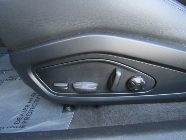 Used 2023 Audi e-tron GT Premium Plus image 17