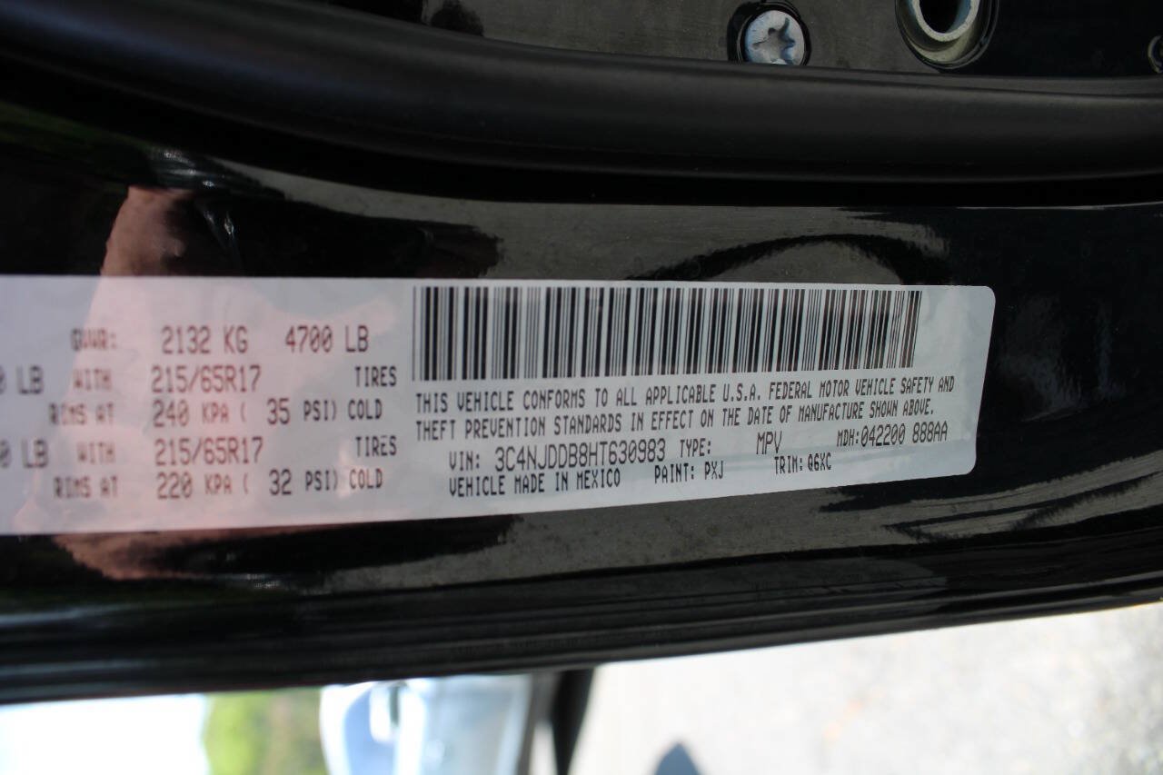 Used 2017 Jeep Compass Trailhawk w/ Navigation Group AWD/4WD image 45