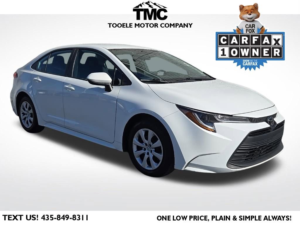 Used 2024 Toyota Corolla LE image 1