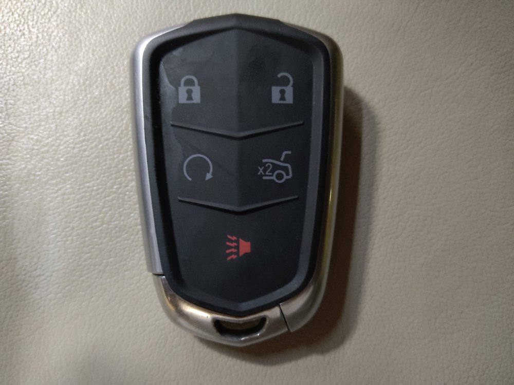 Used 2015 Cadillac SRX Luxury w/ Driver Awareness Package FWD image 32
