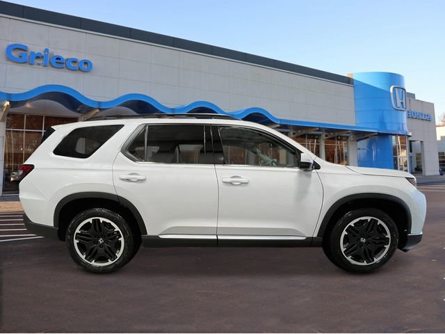 New 2026 Honda Pilot Touring image 8