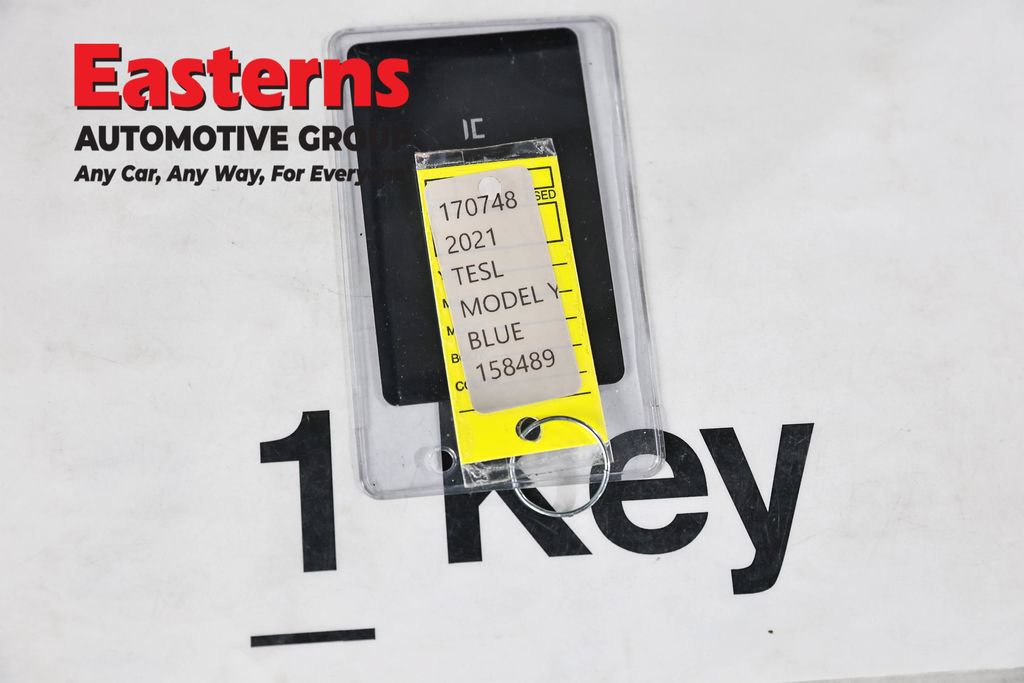 Used 2021 Tesla Model Y Long Range AWD/4WD image 19