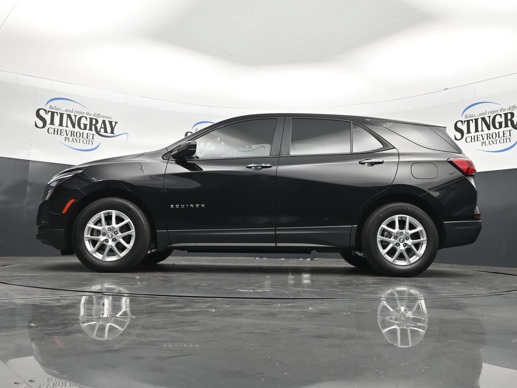 Used 2023 Chevrolet Equinox LS FWD image 32