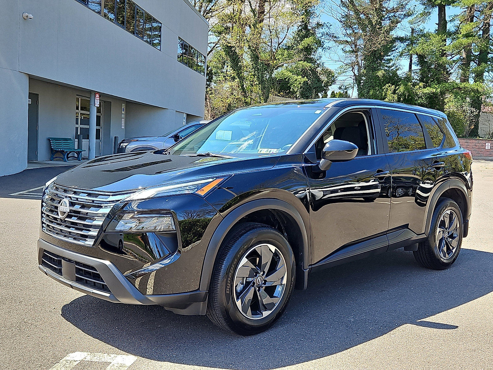 Certified 2026 Nissan Rogue SV image 3