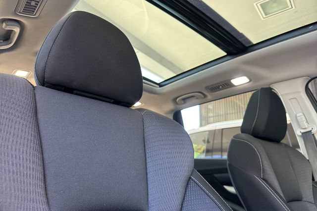 Used 2020 Subaru Ascent Premium w/ Sport Package AWD/4WD image 18