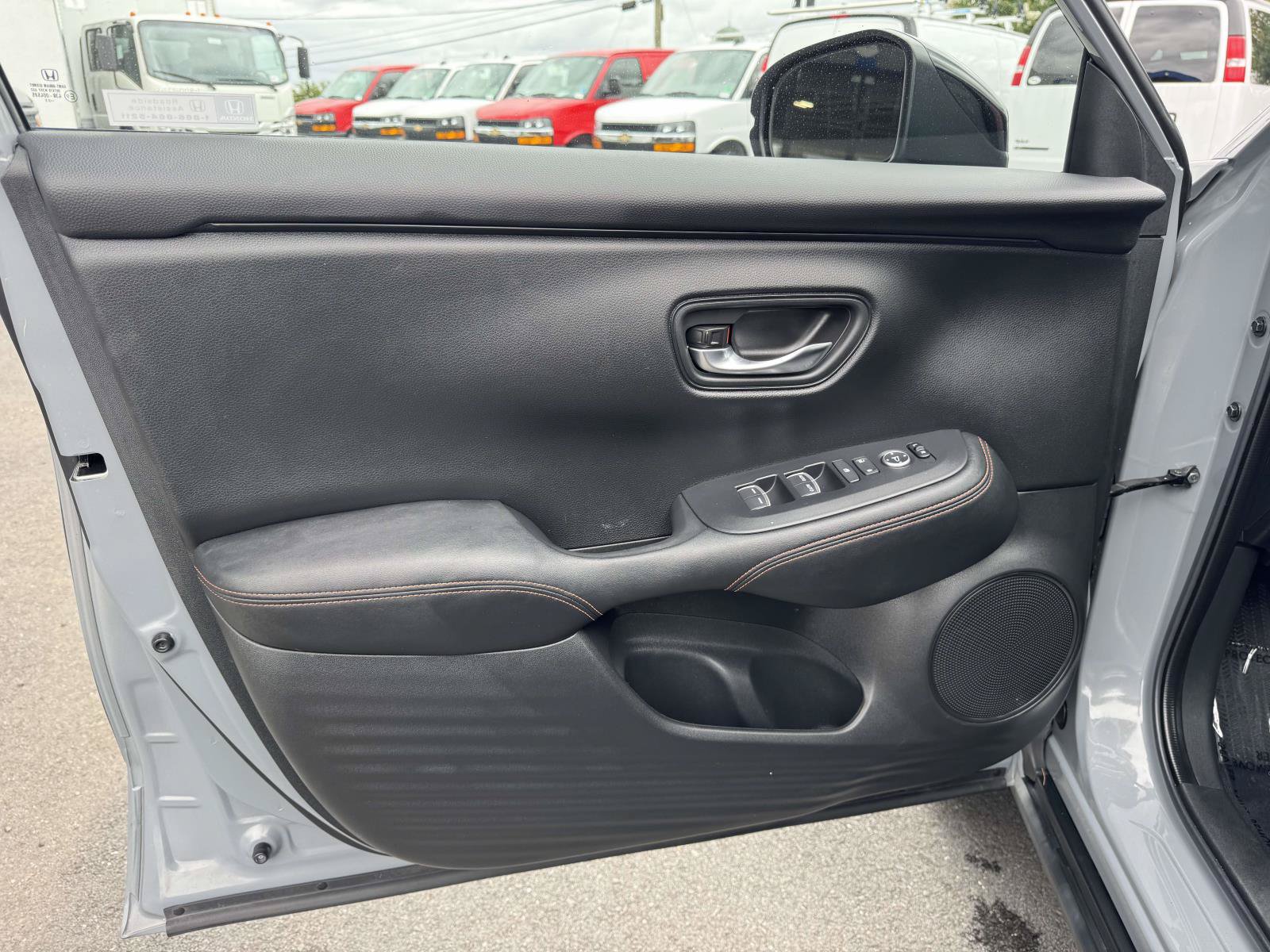 Used 2024 Honda HR-V Sport image 23