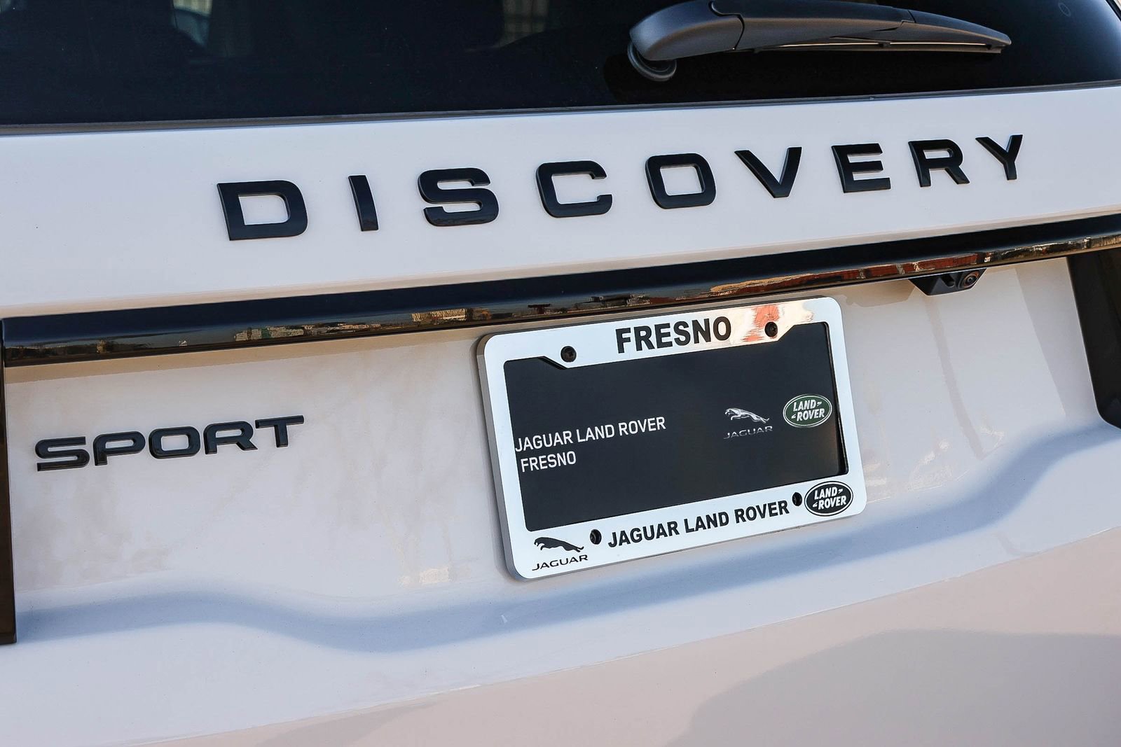 New 2025 Land Rover Discovery Sport Dynamic SE image 12