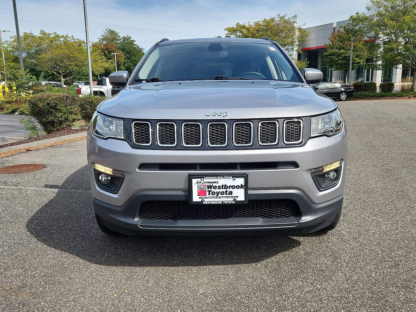Used 2019 Jeep Compass Latitude w/ Popular Equipment Group image 2