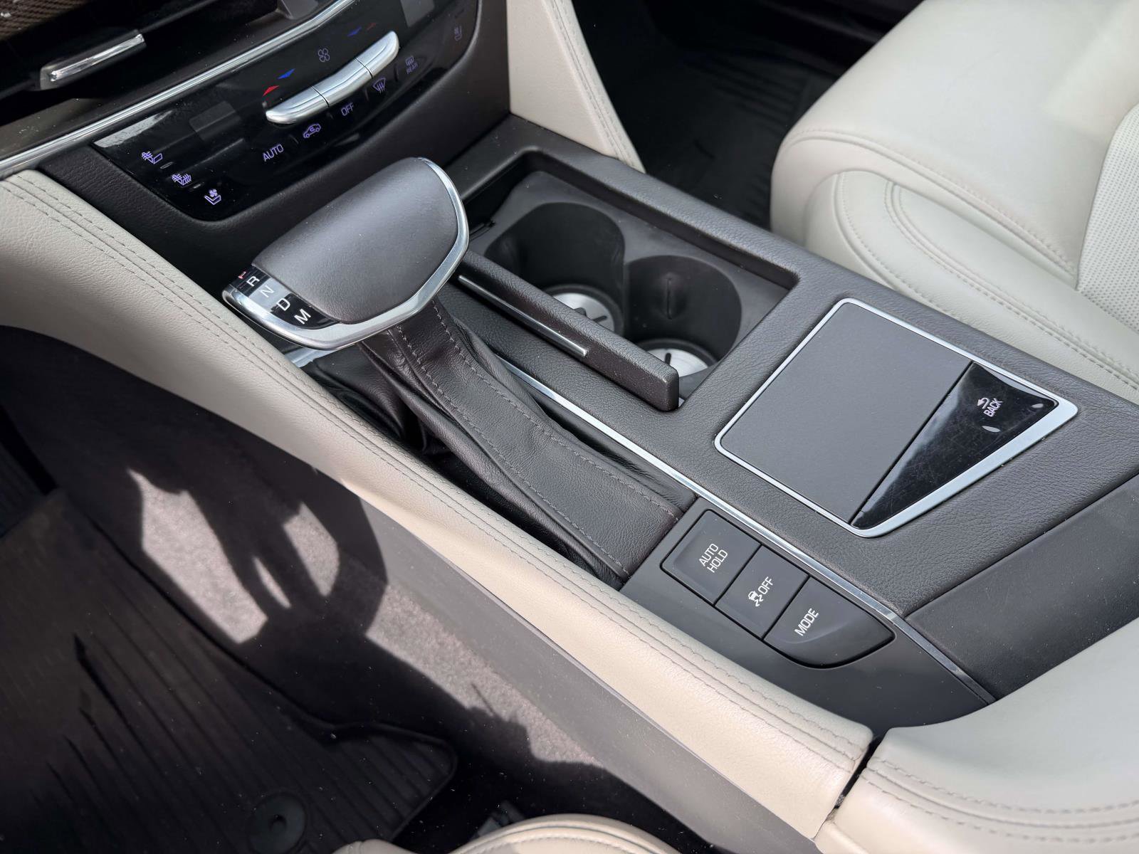 Used 2018 Cadillac CT6 Premium Luxury w/ Super Cruise Package AWD/4WD image 20