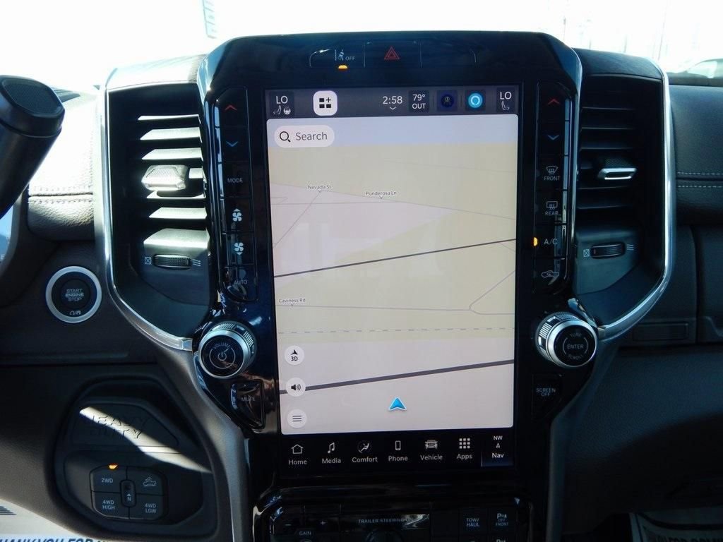 New 2026 RAM 2500 Laramie w/ Towing Technology Group image 21