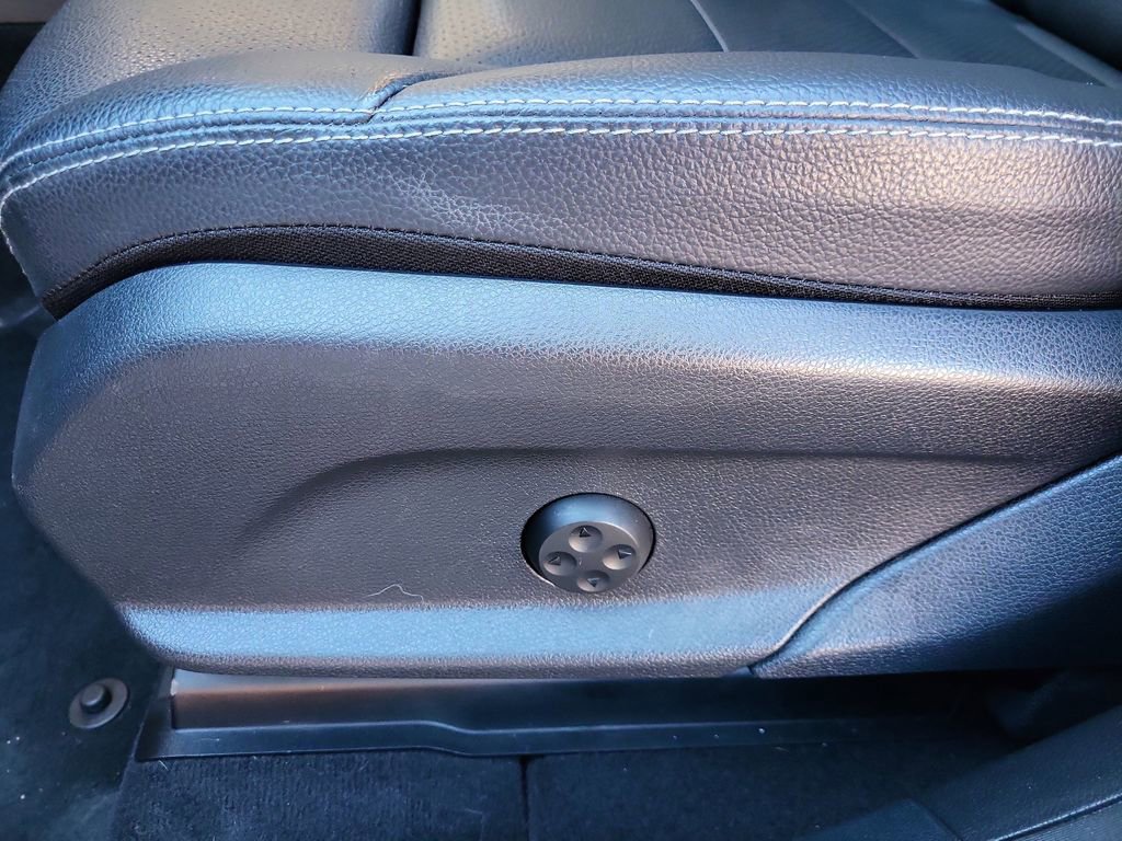 Certified 2021 Mercedes-Benz GLC 300 4MATIC image 23