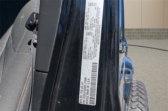 Certified 2022 Jeep Gladiator Willys image 42