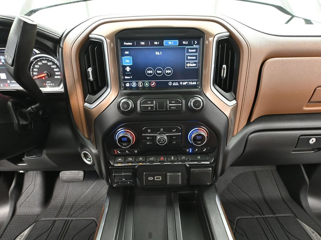 Used 2020 Chevrolet Silverado 1500 High Country AWD/4WD image 40