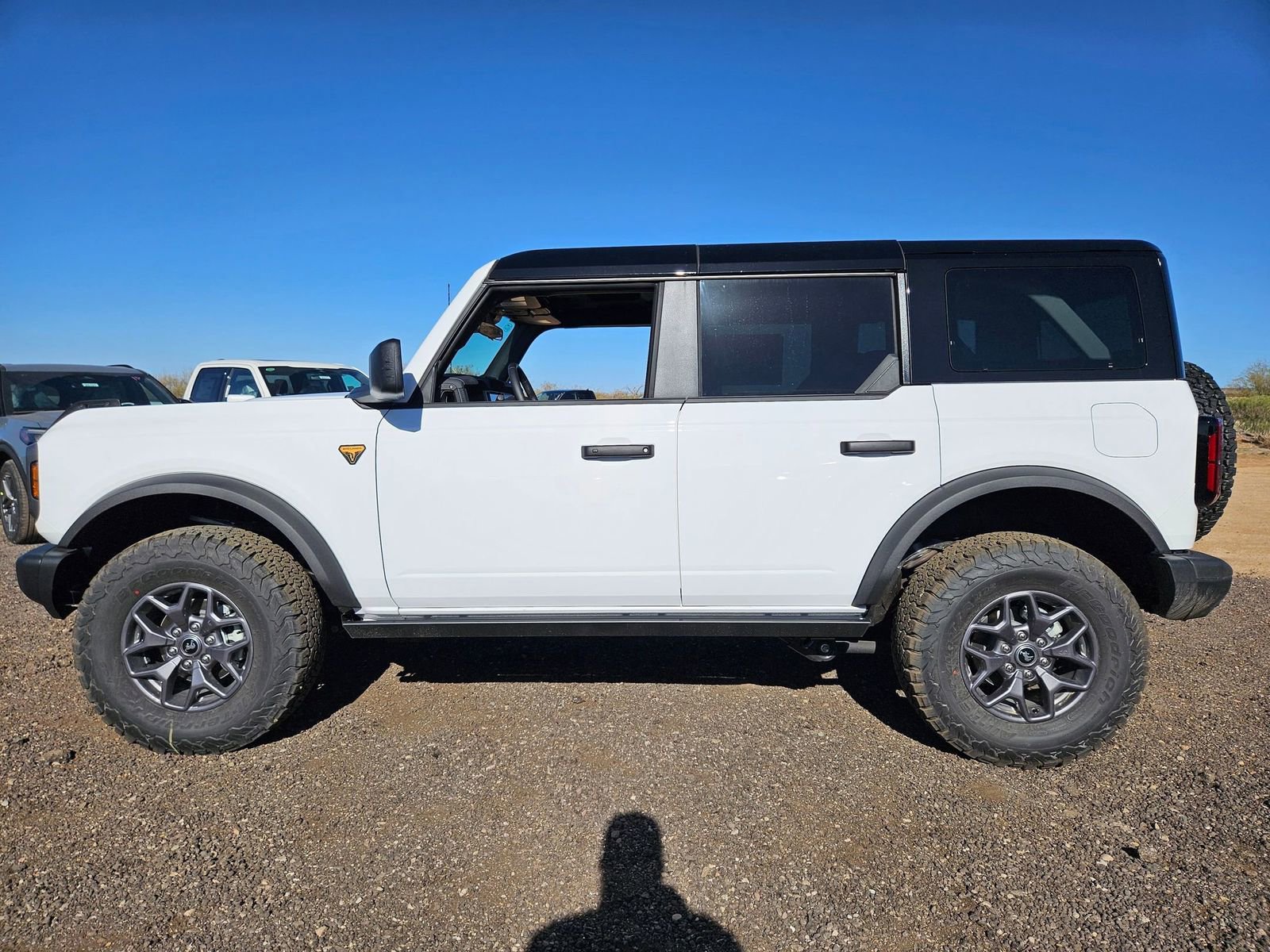 New 2025 Ford Bronco Badlands image 9