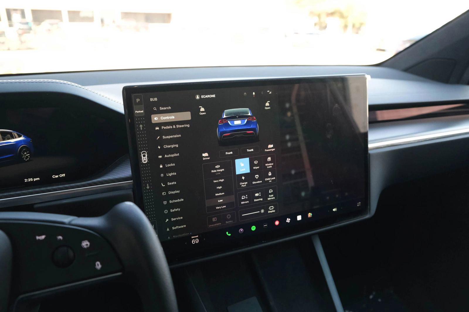 Used 2023 Tesla Model X Plaid image 35