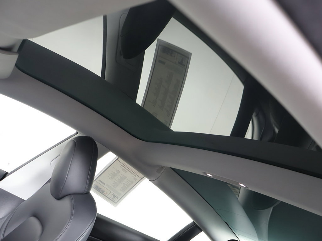 Used 2019 Tesla Model 3 Mid Range RWD image 22