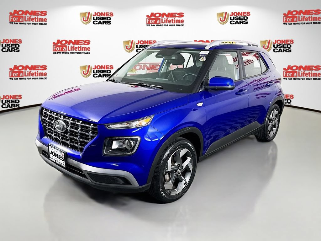 Used 2023 Hyundai Venue SEL FWD image 13