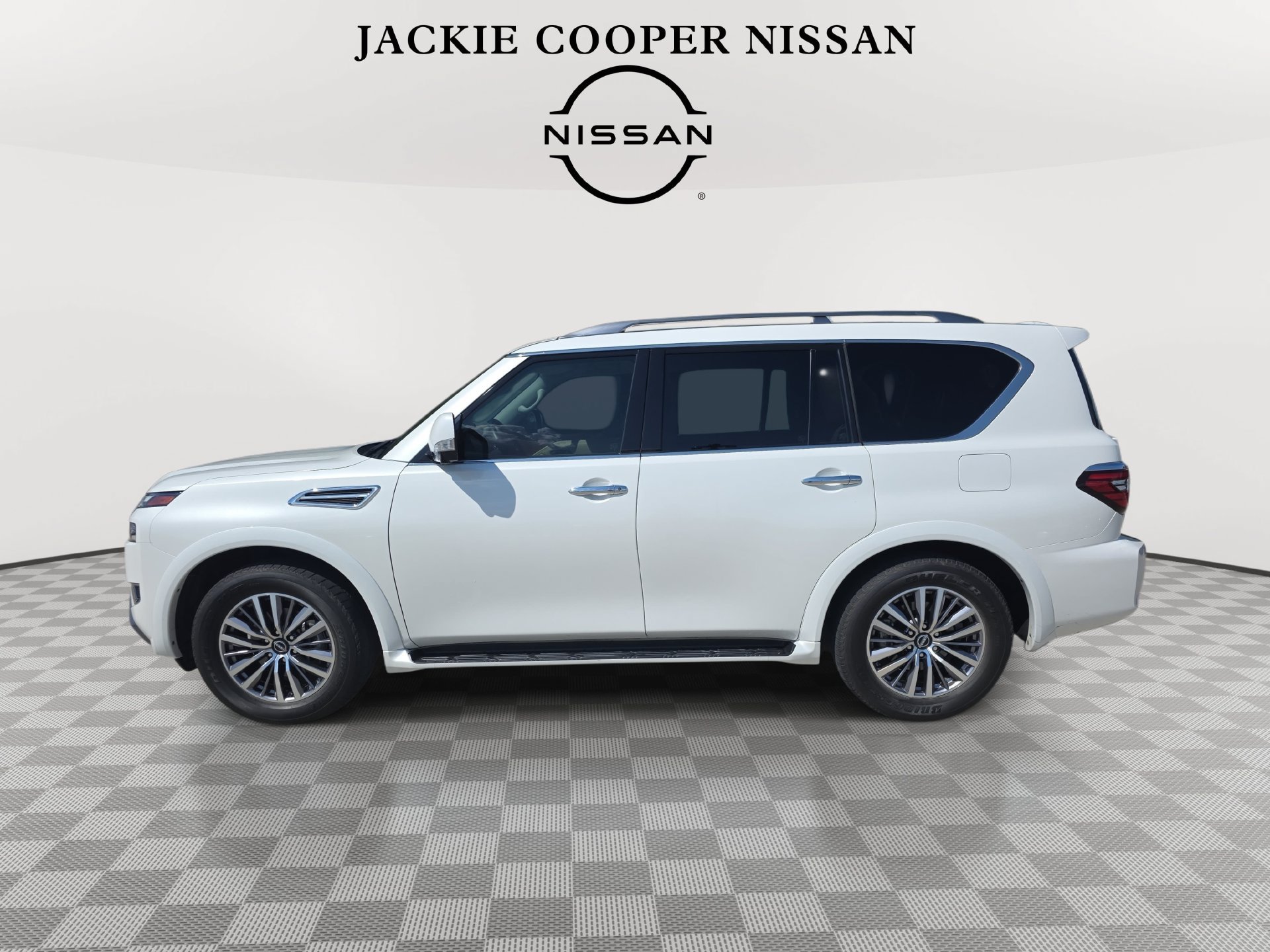 Used 2023 Nissan Armada SL w/ Cargo Package RWD image 8
