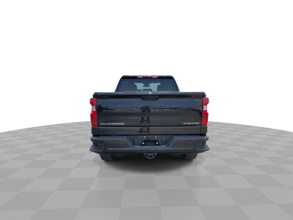 Certified 2026 Chevrolet Silverado 1500 Custom RWD image 7