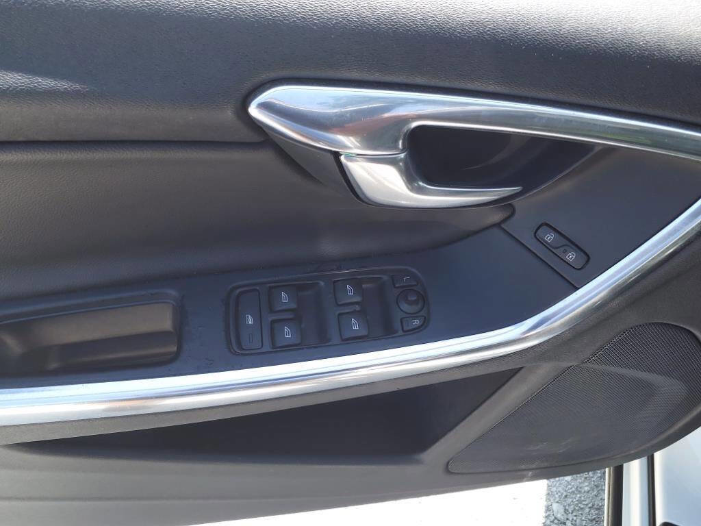 Used 2013 Volvo S60 T5 image 13