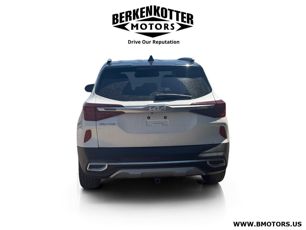 Used 2022 Kia Seltos S FWD image 4