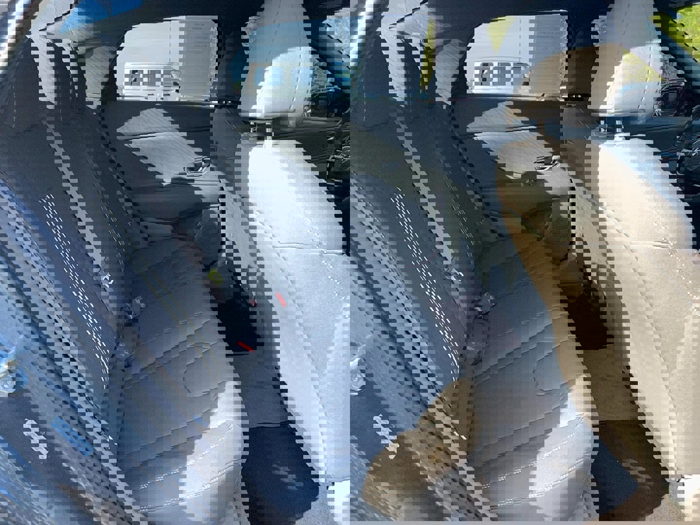 Used 2023 Hyundai Elantra SEL w/ Convenience Package image 25