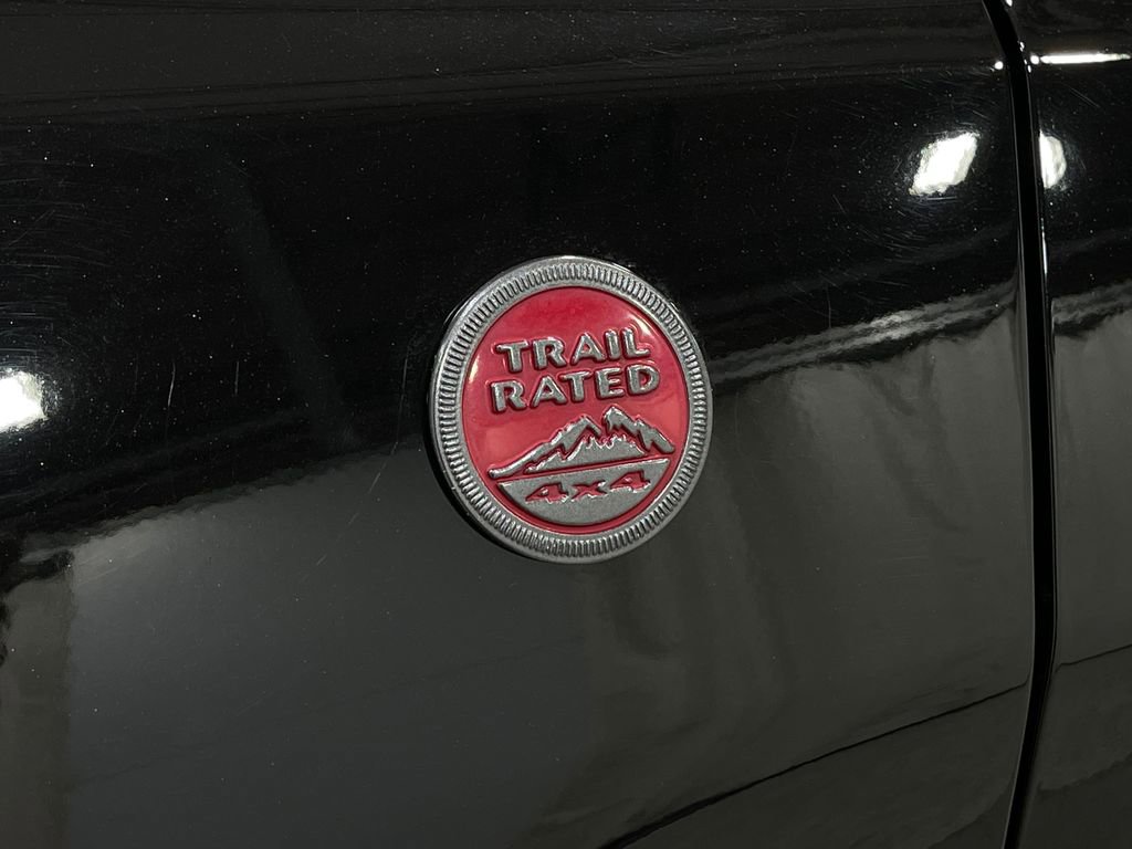 Used 2022 Jeep Compass Trailhawk image 37