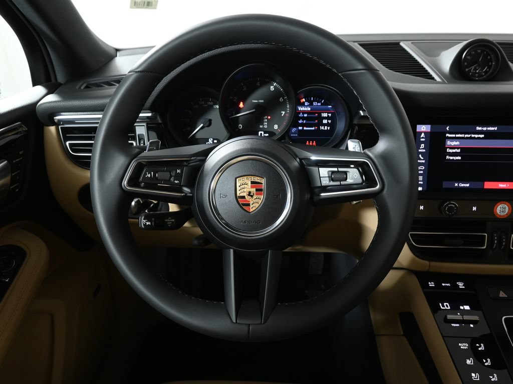 New 2026 Porsche Macan AWD/4WD image 18