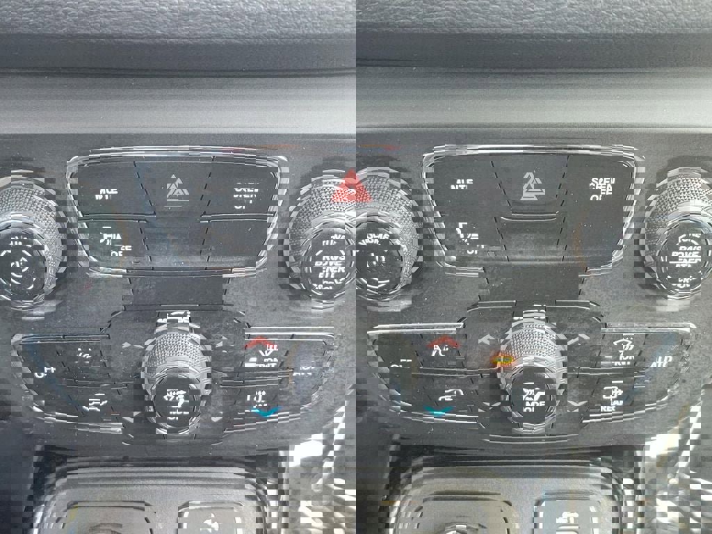 Used 2020 Jeep Compass Latitude image 30