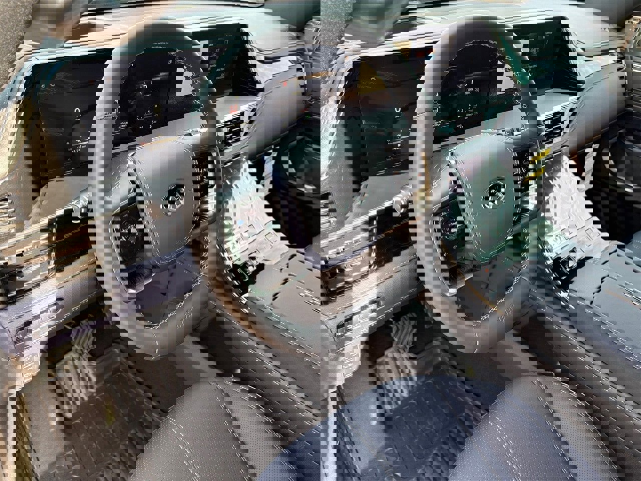 New 2026 INFINITI QX80 Sport w/ Sport Exterior Package image 22