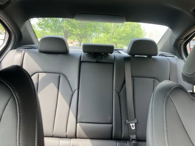 Used 2025 BMW 330i xDrive Sedan w/ Convenience Package AWD/4WD image 30