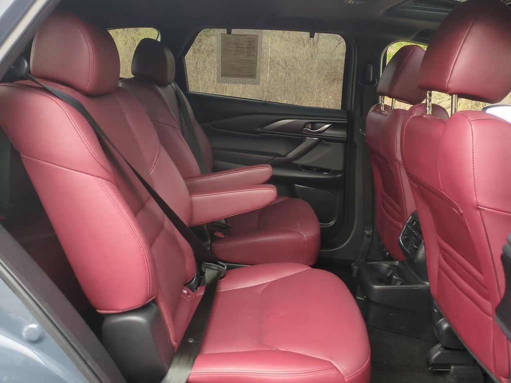 Used 2023 MAZDA CX-9 Carbon Edition image 28