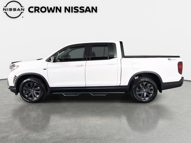 Used 2025 Honda Ridgeline Sport image 9