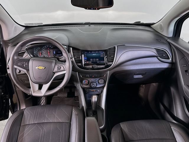 Used 2019 Chevrolet Trax LT w/ LT Convenience Package FWD image 18