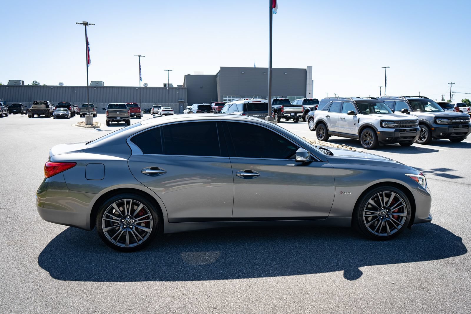 Used 2017 INFINITI Q50 Red Sport 400 AWD/4WD image 10