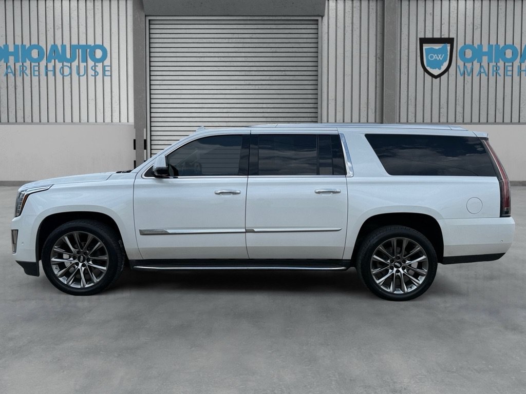 Used 2019 Cadillac Escalade ESV Luxury AWD/4WD image 4