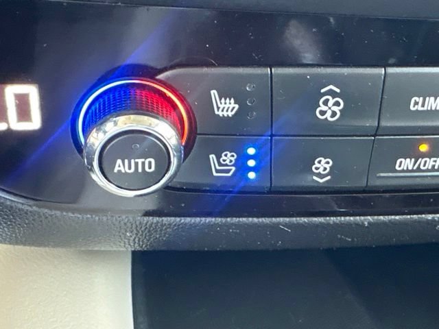 Used 2020 Buick Enclave Premium w/ Sun and Sites Package AWD/4WD image 6