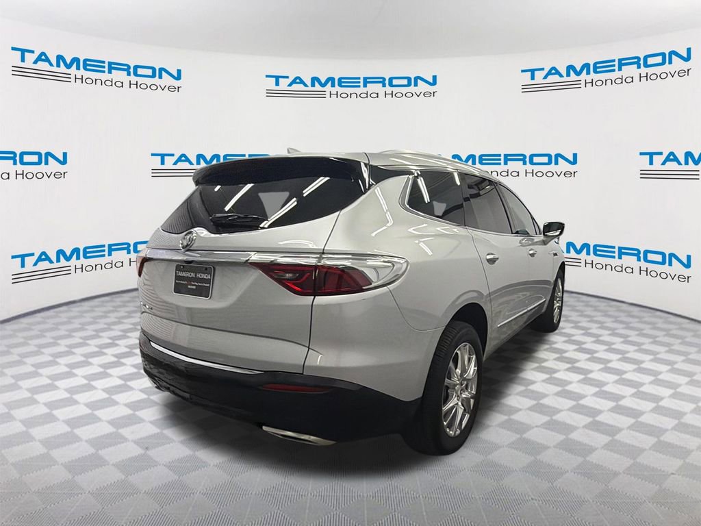 Used 2022 Buick Enclave Essence w/ Experience Buick Package FWD image 5