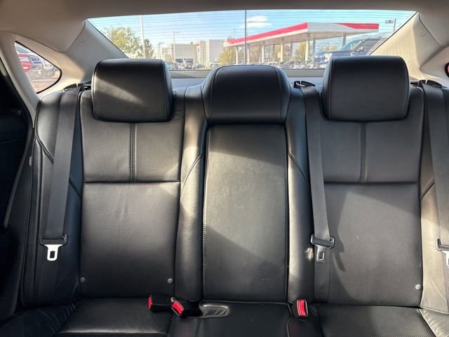 Used 2018 Toyota Avalon Limited w/ All Weather Liner Package FWD image 22