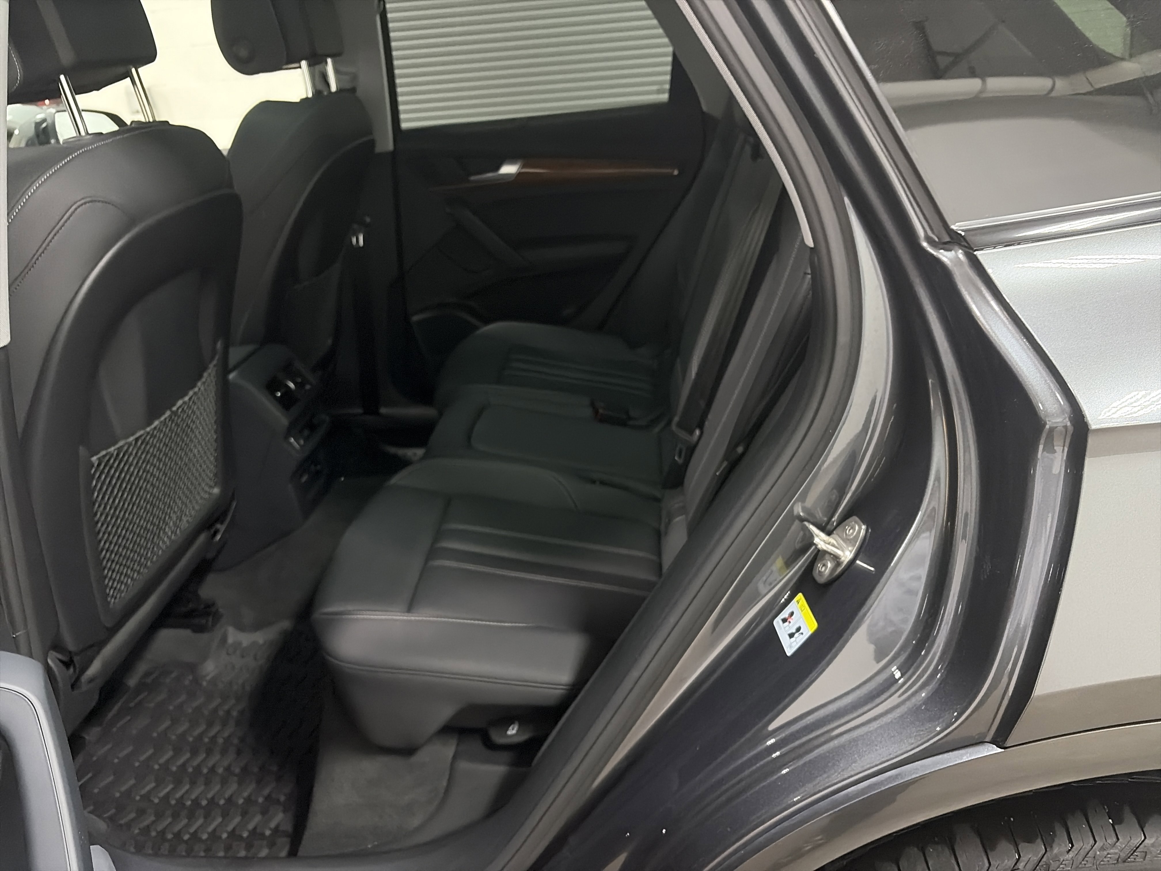 Used 2023 Audi Q5 2.0T Prestige w/ Prestige Package image 27